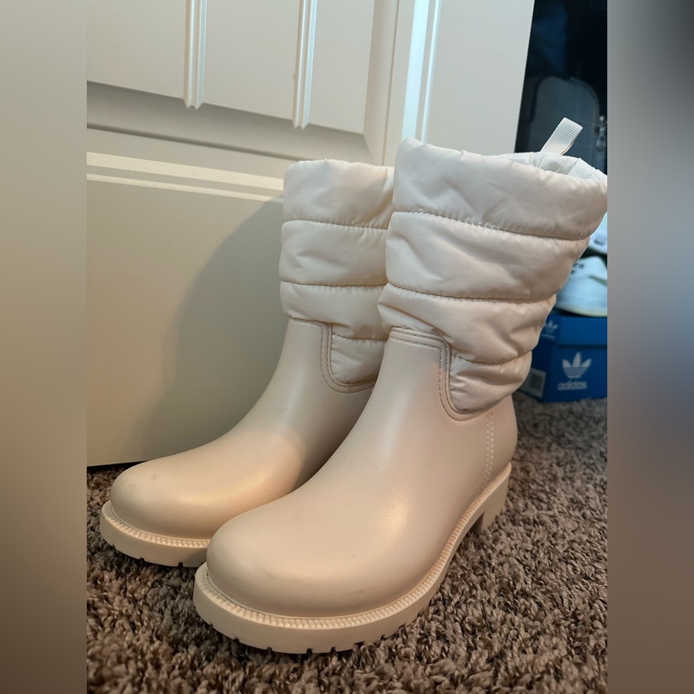 White Padded Rain Boots